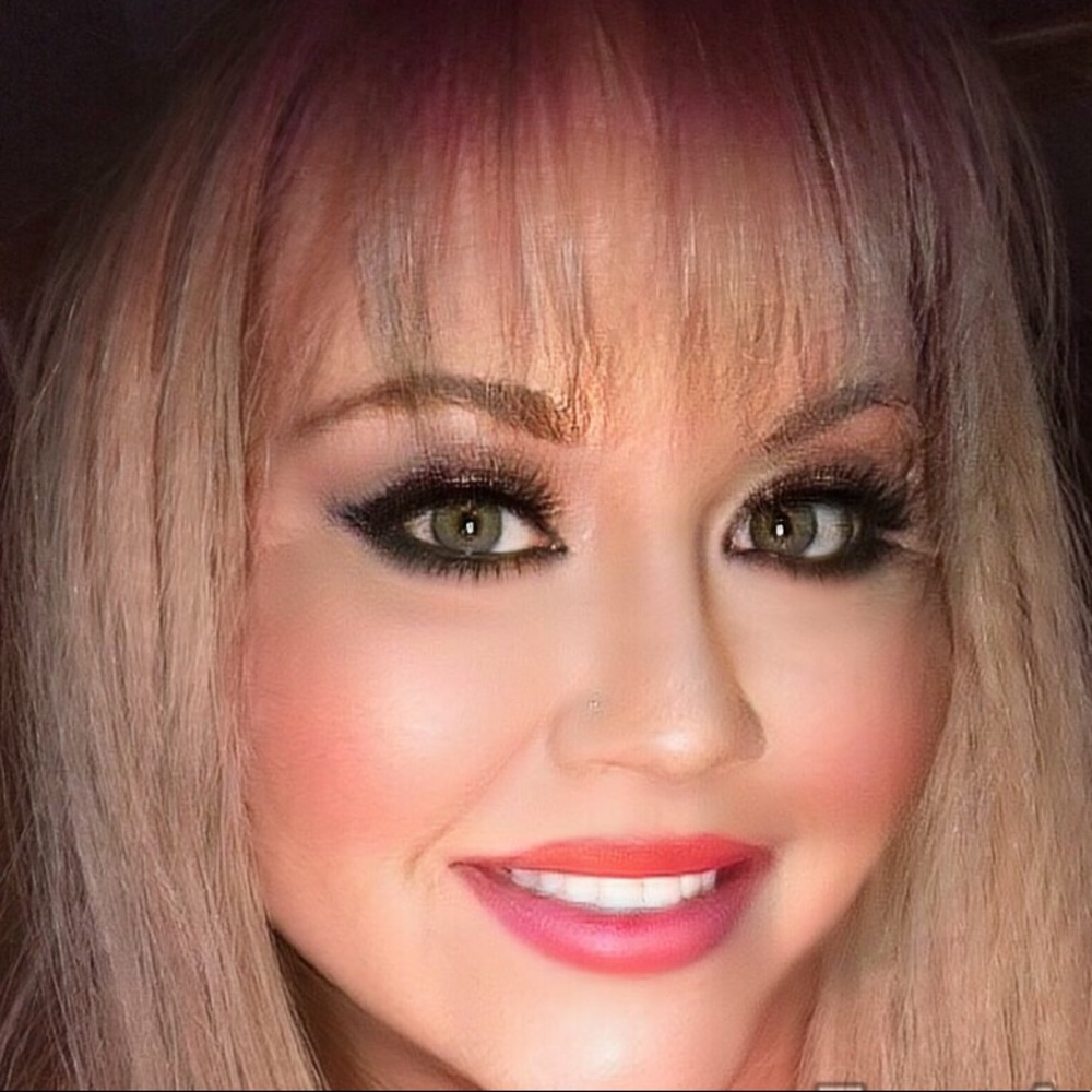 Meet your Posher, Debra